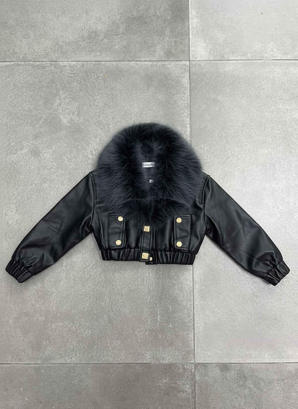 CHIODO CON PELLICCIA