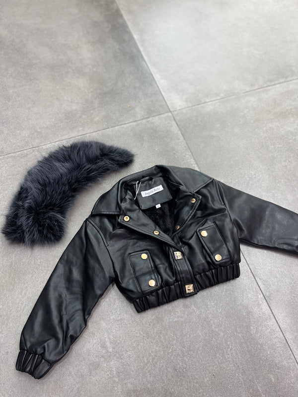 CHIODO CON PELLICCIA