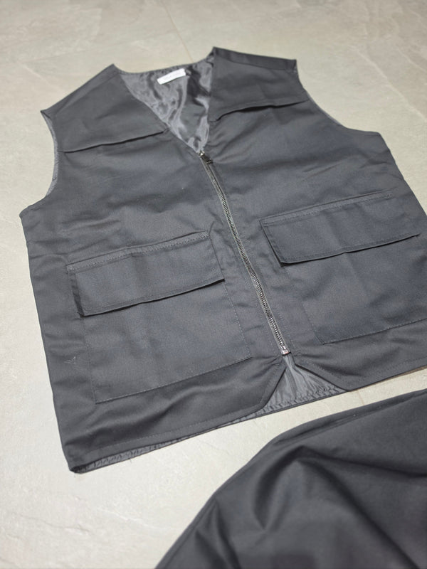 BLK SLEEVELESS